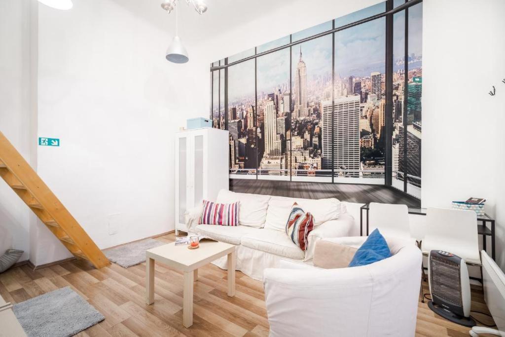 Colorwave Studio Home Budapest Bagian luar foto
