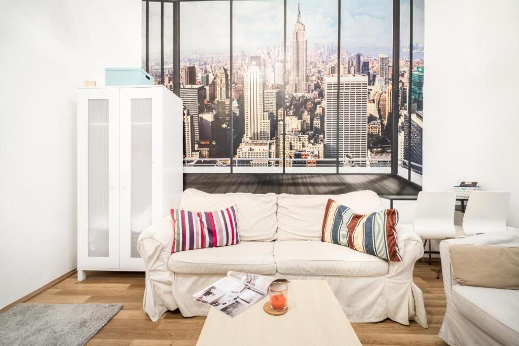 Colorwave Studio Home Budapest Bagian luar foto