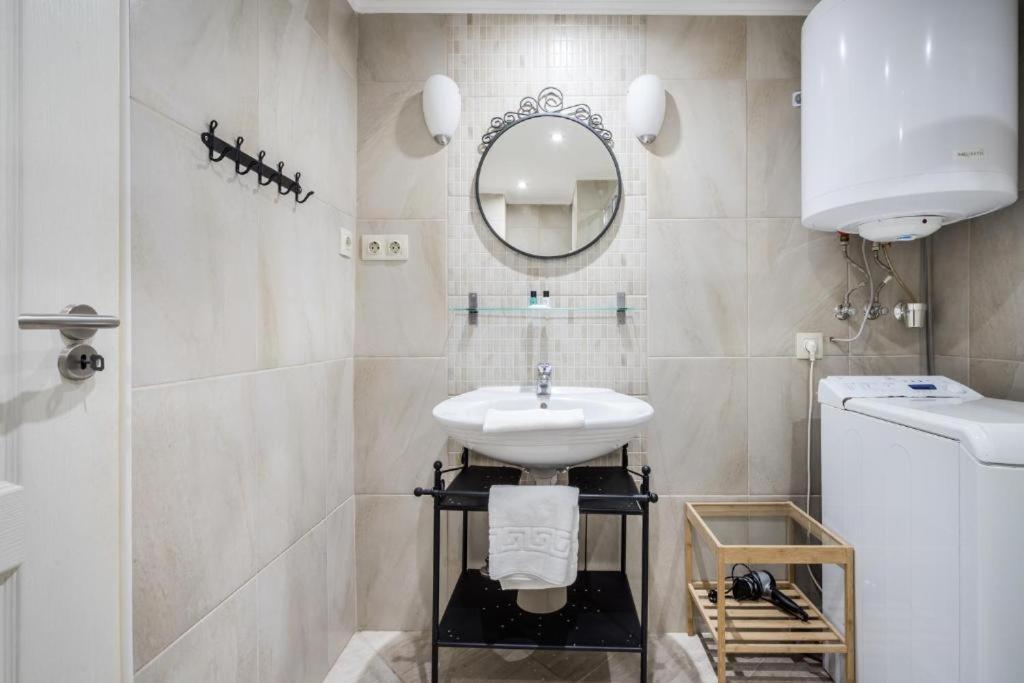 Colorwave Studio Home Budapest Bagian luar foto
